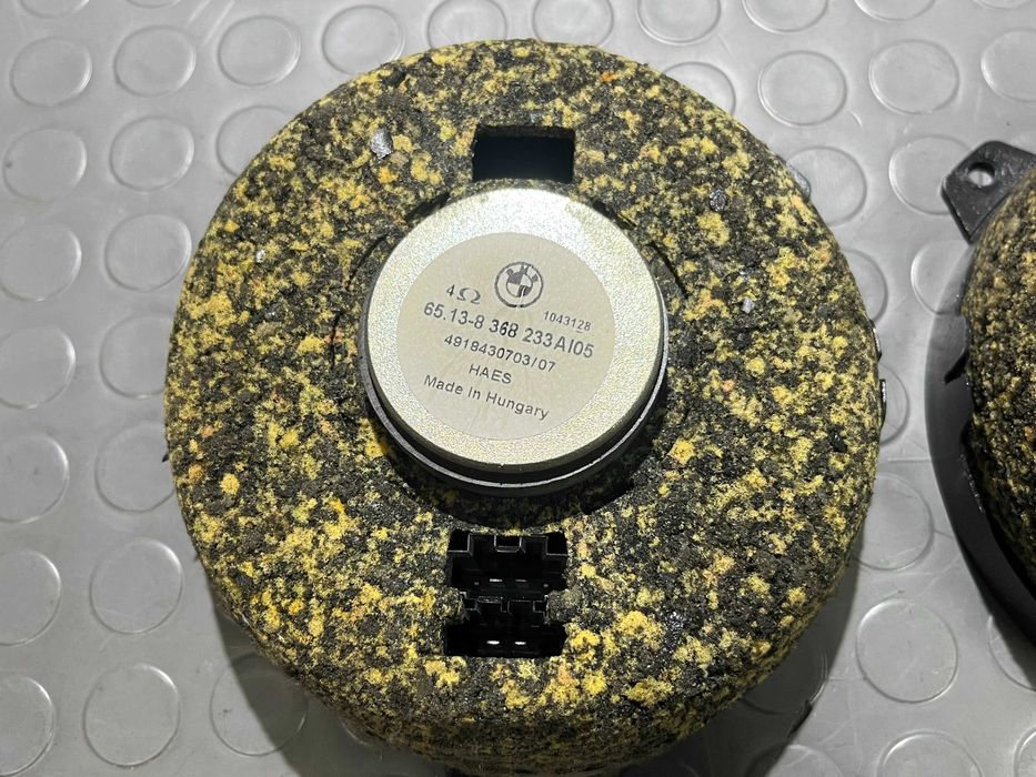 Oригиналните говорители за BMW E46 Седан