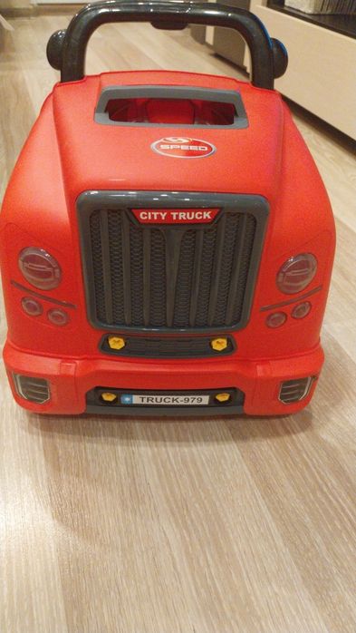 Играчка симулатор камион за разглобяване с волан и звук