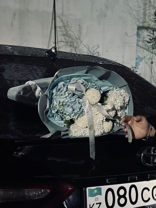 цветы.           .