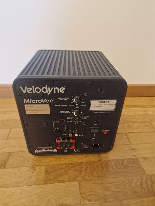 SUPER Subwoofer Velodyne Acoustics MicroVee 1000W rms, difuzor de 6,5 inch Long Throw, incinta inchisa (sealed)