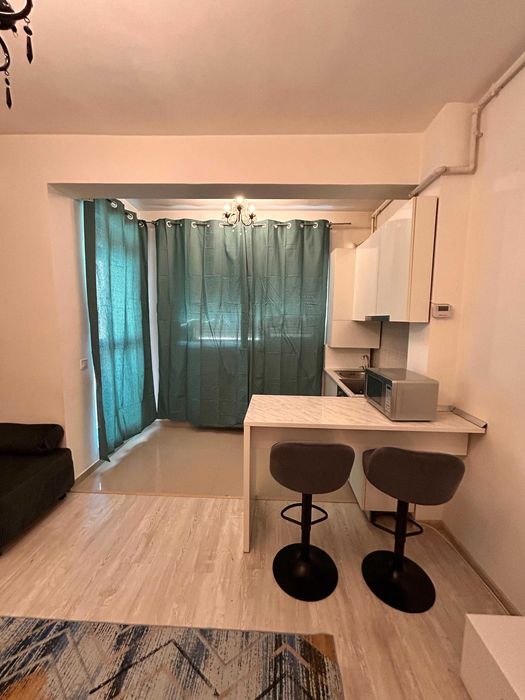 inchiriez garsoniera militati residence