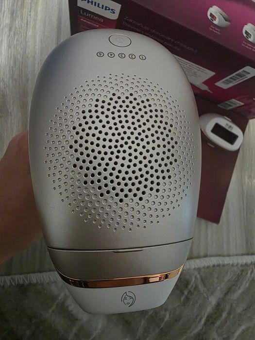 Фотоепилатор IPL Philips Lumea Advanced SC1998/00