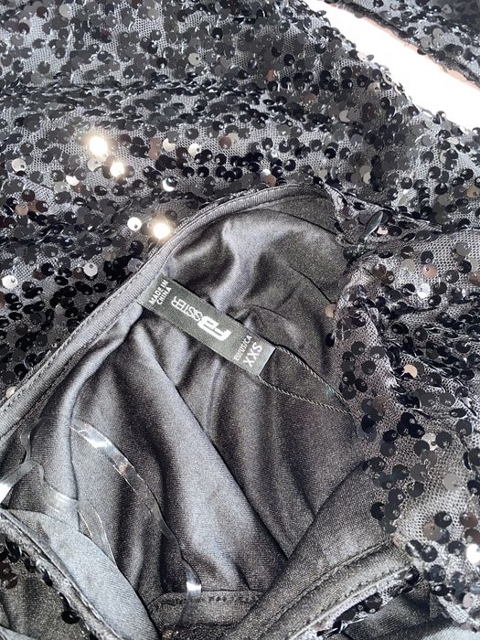 Блестящ гащеризон