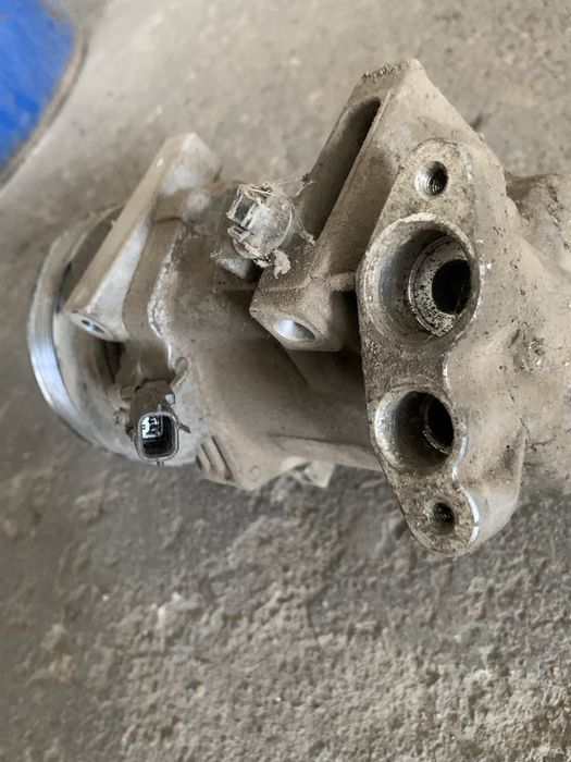 Компрессор кондиционера renault logan