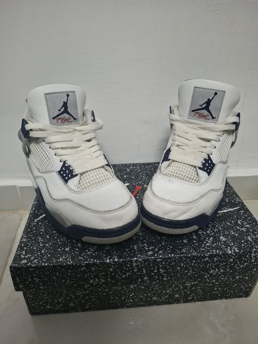 Vând jordan 4 Midnight-navy