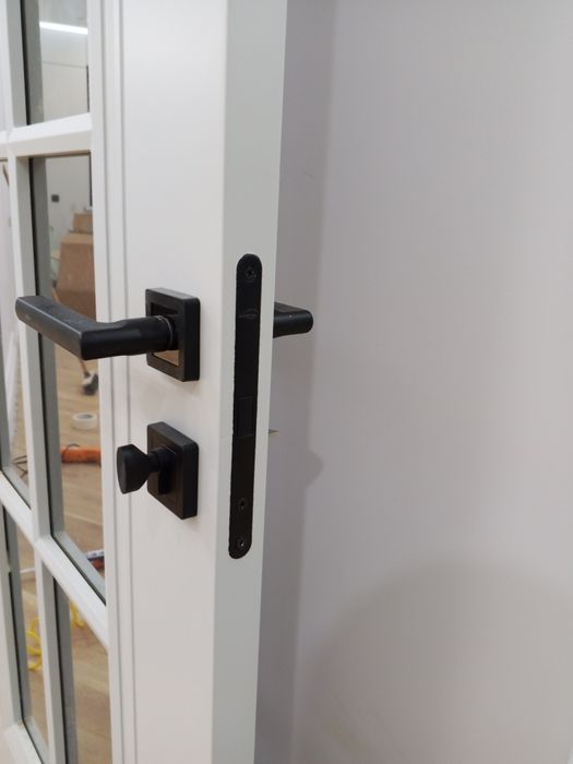 Установка дверей