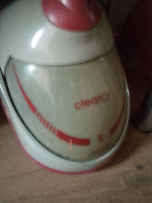 Продам пылесосы хорошо состояние