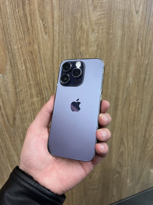 Iphone 14 pro Purple