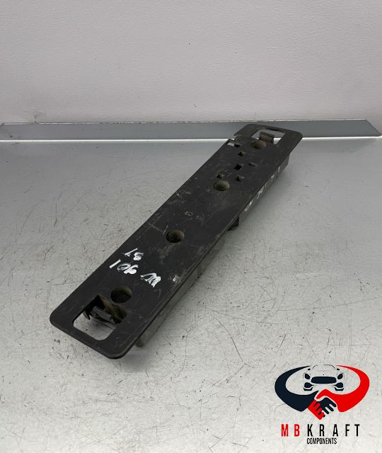 Soclu becuri stop stanga Mercedes-Benz Sprinter prima generatie 903