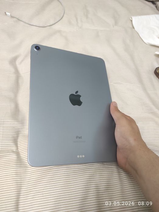Apple iPad Air4   64gb