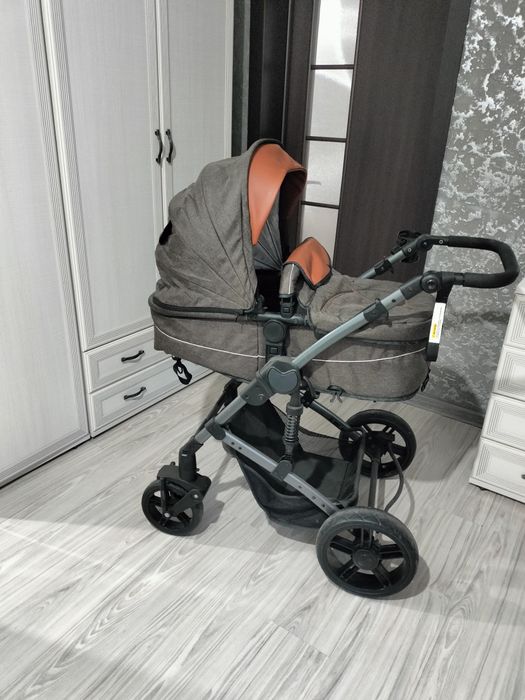 Продам коляску в отличном состоянии