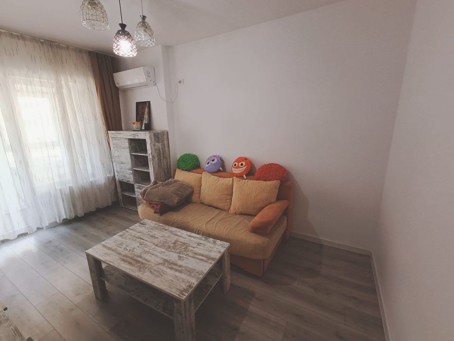 Garsoniera Sector 6, Bucureşti cu acces direct la Bd. Iuliu Maniu