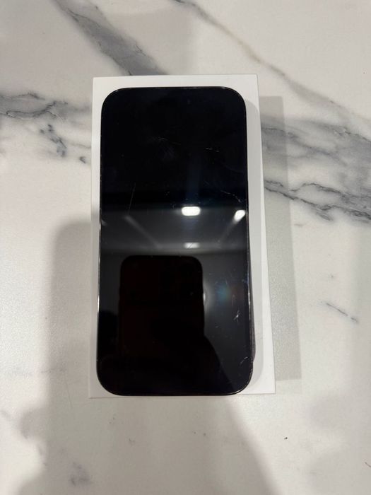 Айфон  14 про в идиальном сост