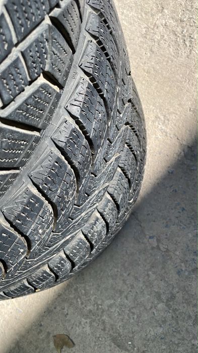 Продам зимние шины 195/60 R15