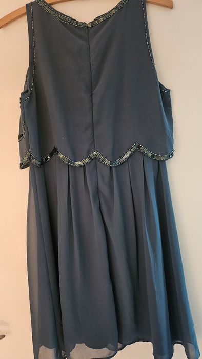 Тъмнозелена официална рокла