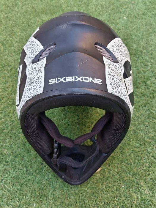 каска SIXSIXONE fullface