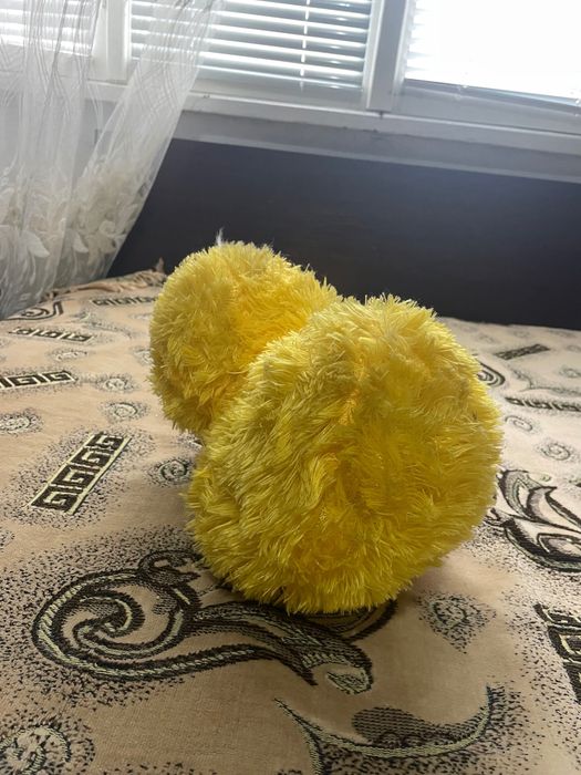 Жълто плюшено патенце