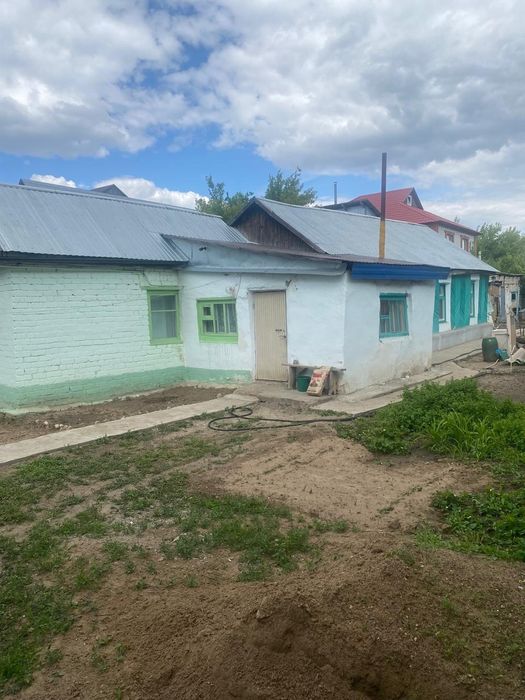 Продам дом в хорошем районе