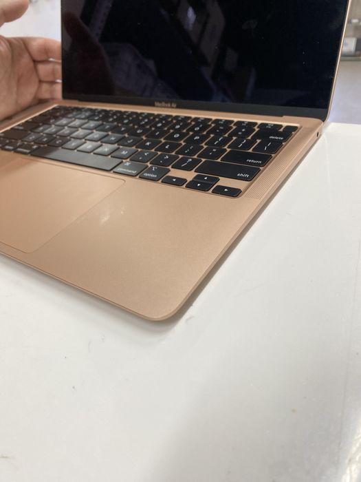 Macbook Air A2337 (на запчасти)