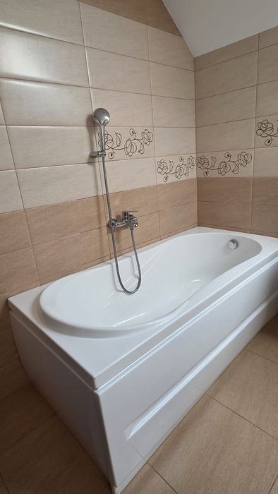OCAZIE URGENT ! Cada dreptunghiulara din acril cu masca 170x80x55 cm