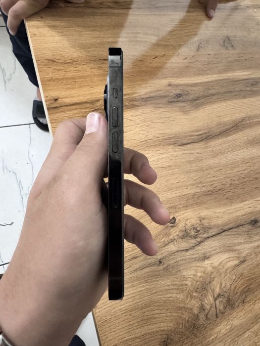 Iphone 14 pro с гарантией