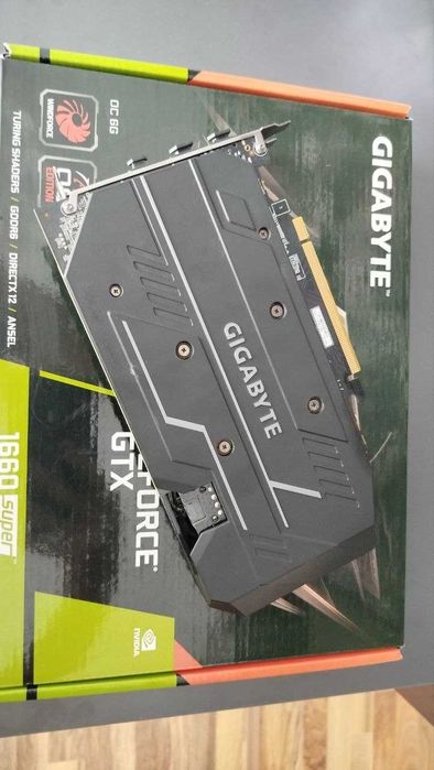 Продавам Gigabyte GeForce® GTX 1660 SUPER™ OC 6G