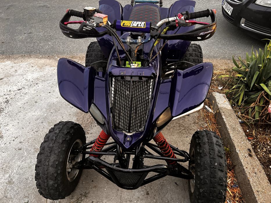 Yamaha raptor 660
