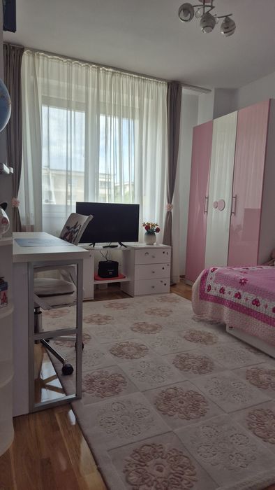 Apartament 4 camere 125 mp
