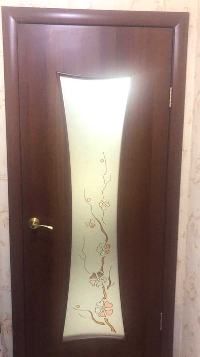 продам межкомнатные двери в отличном 5000