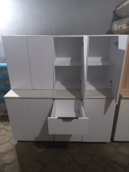 Кухонный гарнитур новый