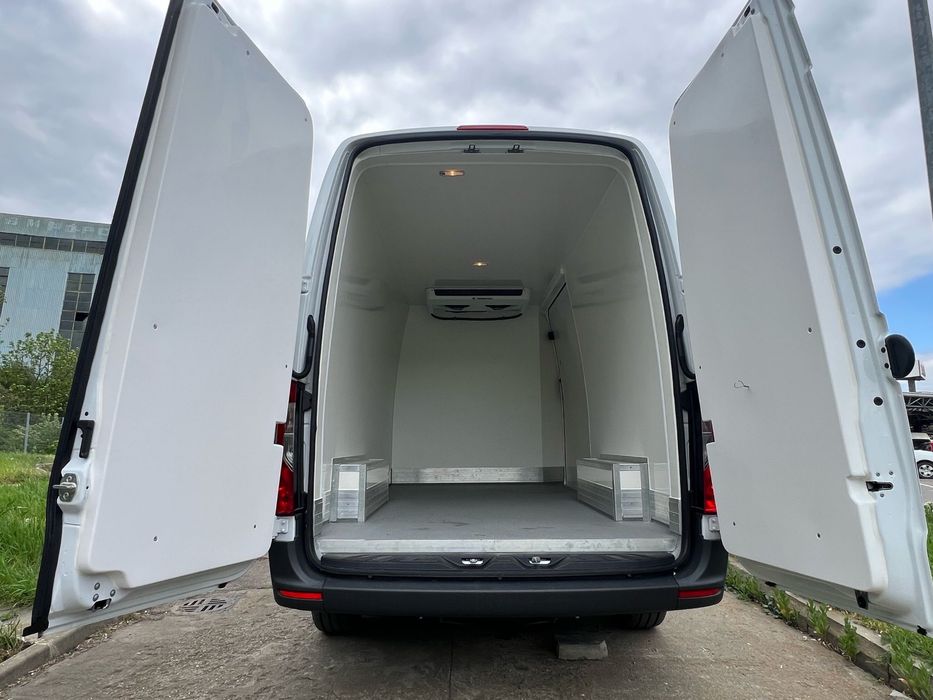Mercedes sprinter 314 frigorific an 2022 predare leasing