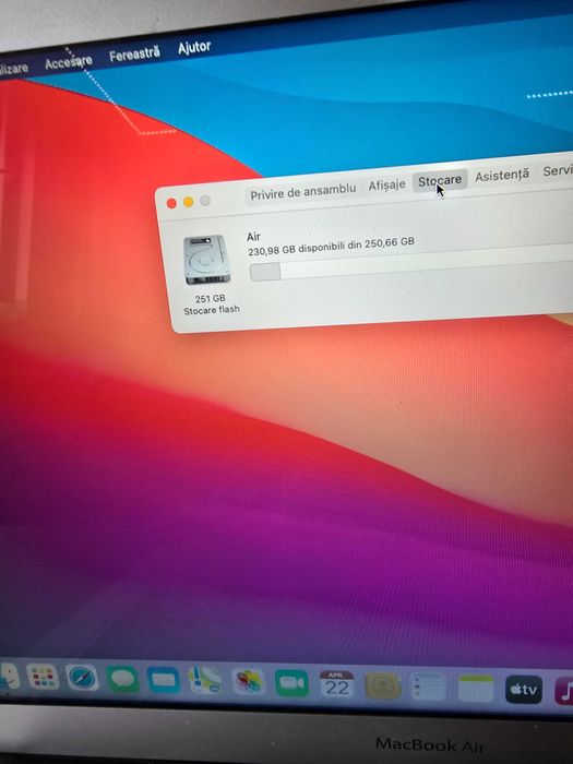 MacBook Air 13-inch  A 1466
