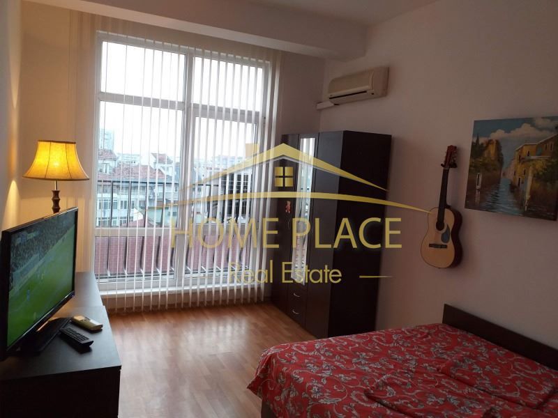 Дава се под наем Тристаен апартамент в Варна, Лятно кино Тракия - 130 кв.м за 797.64 € - Снимка #7