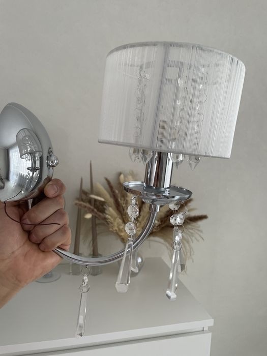 Люстра и два бра