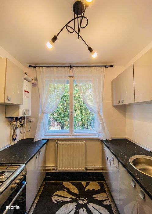 Copou, direct proprietar - închiriez 3 camere