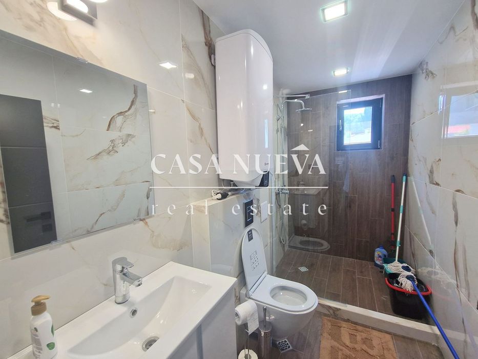 Продава се Къща в с. Кранево, Област Добрич - 300 кв.м за 2000 €/кв.м - Снимка #11