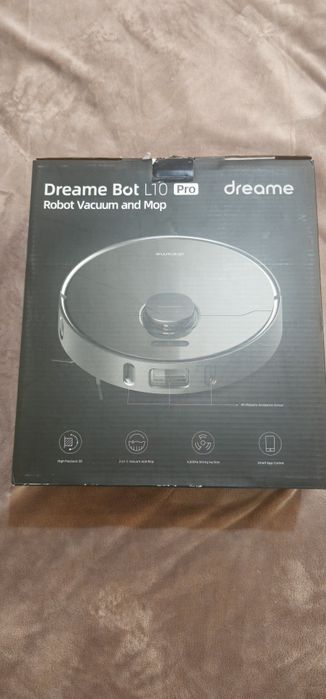 Робот пылесос. С функцией влажной уборки.