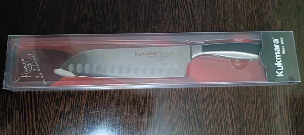 Нож  Santoku. Japan