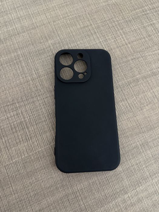 Черен матов кейс за Iphone 16 pro