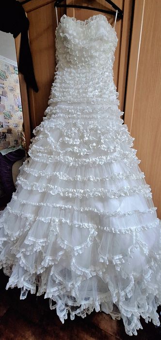 Платье пышное 44 размер