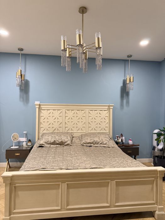 Кровать двуспальная