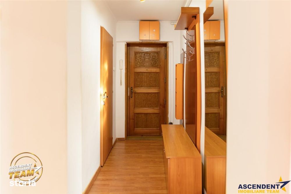 FILM! Apartament 3 camere,decomandat, spatios,luminos,2 bai,Targu Secu
