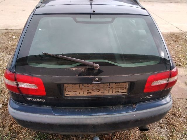 Volvo v40 за части