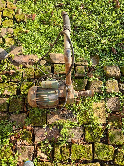 Продавам електромотори