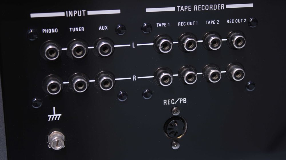 Statie/Amplificator Sony TA-2650.