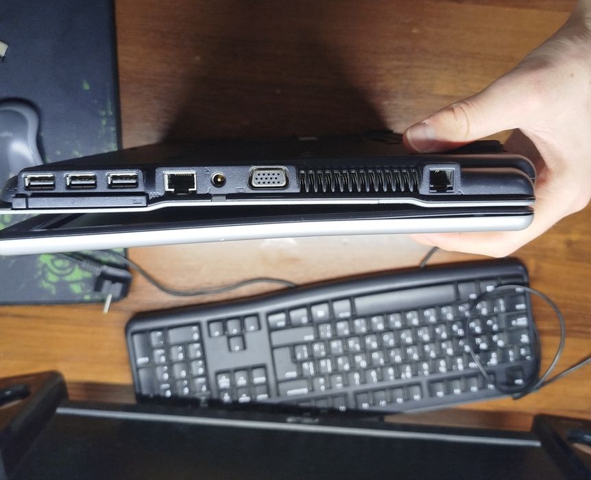 Продается б/у ноутбук hp