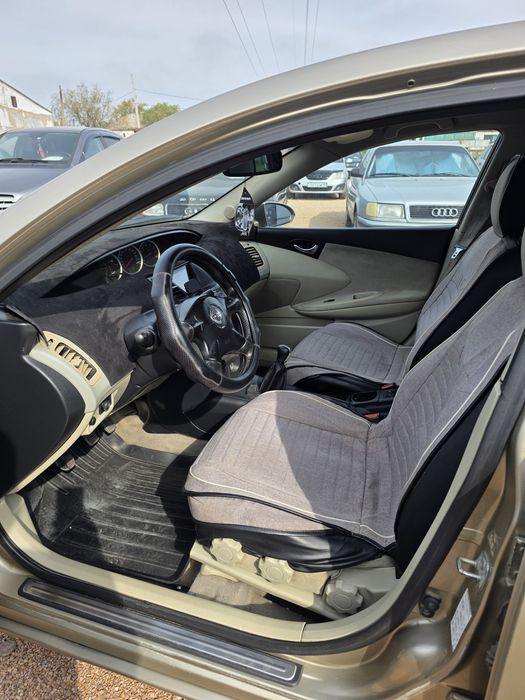 Nissan Primera P12