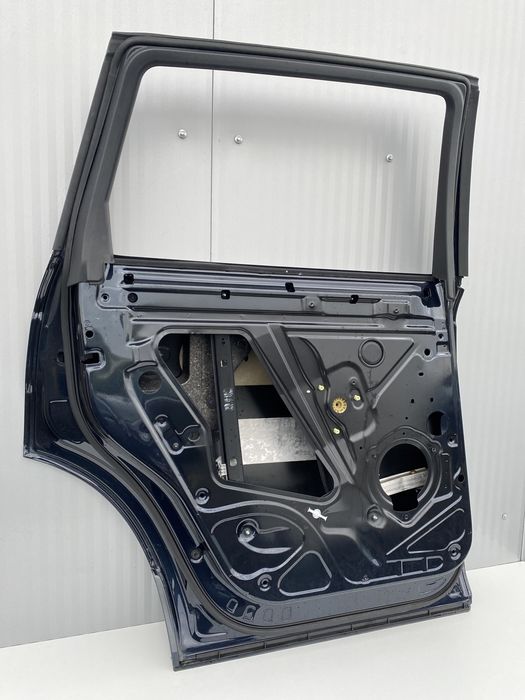USA st spate Audi Q7 cod de culoare LC5F