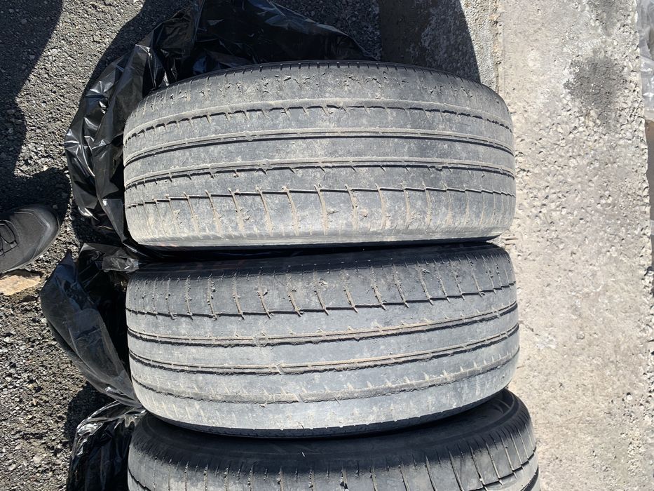 Продам комплект летней резины Triangle