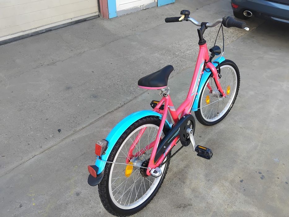 Vând biciclete pentru copii